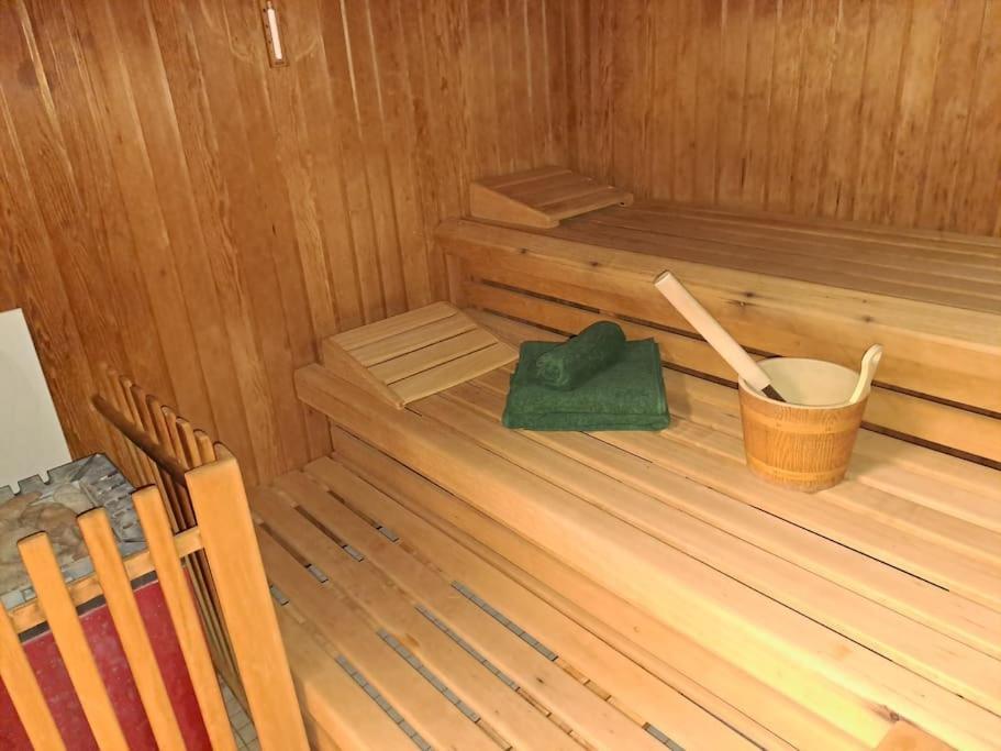 Schwarzwald-Traum Mit Pool Und Sauna Unterkirnach Eksteriør bilde