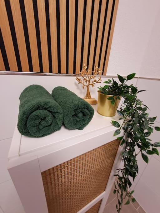 Schwarzwald-Traum Mit Pool Und Sauna Unterkirnach Eksteriør bilde