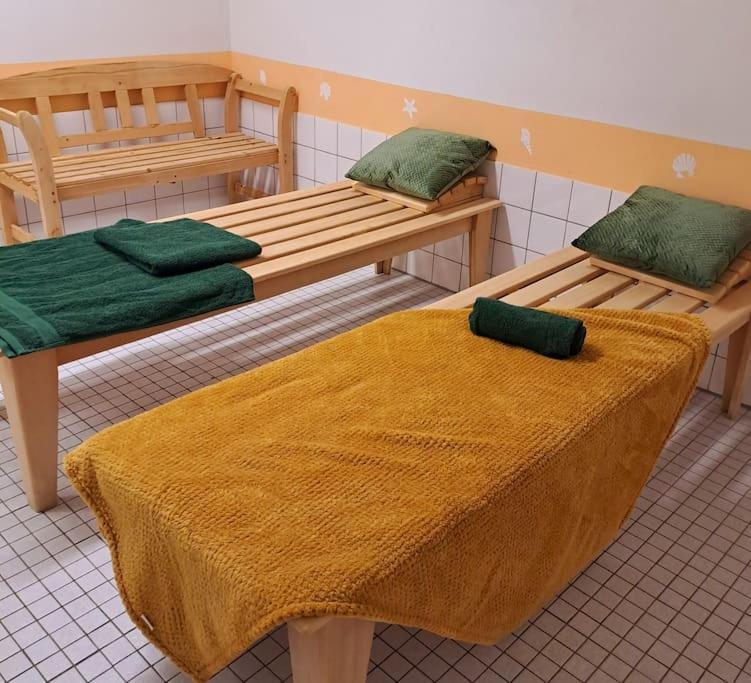 Schwarzwald-Traum Mit Pool Und Sauna Unterkirnach Eksteriør bilde